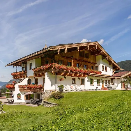 Apartment Marchfeld 5 *